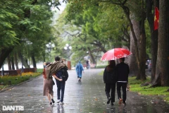 Hanoi devrait connaître une nouvelle vague de froid à la fin octobre. Photo d'illustration: dantri.com.vn