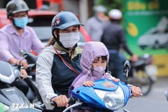 Une masse d'air froid devrait affecter le climat dans les régions du Nord et du Centre-Nord. À Hanoi, les températures chuteront brutalement et il fera froid au petit matin. Photo: VNA