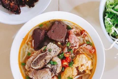  Bun bo Huê (soupe de nouilles au bœuf de Huê). Photo: flickr.com