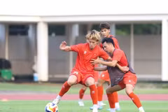 Joueurs vietnamiens à l’entraînement le 24 juillet. Le Vietnam affrontera les Philippines en demi-finale du Championnat de football des moins de 23 ans de l’ASEAN le 25 juillet. Photo : VFF