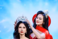 Nguyên Khuê Thu couronnée Mrs Earth Vietnam 2026. Photo: Comité organisateur