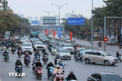 Selon le Département municipal de la construction, Hanoi compte environ 8,8 millions d’habitants pour plus de 9,3 millions de véhicules, dont 86% de motos. Photo: VNA