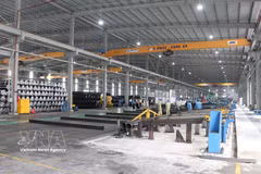 L'usine de production et de commerce d'acier Hoa Phat Long An, située dans la commune de Long Cang, province de Tây Ninh, dotée d’un investissement total d'environ 2.600 milliards de dôngs et d’une capacité de conception de 460.000 tonnes par an, a été inaugurée en avril 2026. Photo : VNA