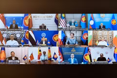 La réunion spéciale des ministres des Affaires étrangères de l'ASEAN sur la situation au Moyen-Orient se tient en ligne le 13 mars. Photo : Ministère vietnamien des Affaires étrangères