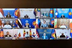 La réunion spéciale des ministres des Affaires étrangères de l'ASEAN sur la situation au Moyen-Orient se tient en ligne le 13 mars. Photo : Ministère vietnamien des Affaires étrangères