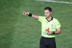 L’arbitre iranien Heidari Payam désigné pour le quart de finale opposant le Vietnam aux Émirats arabes unis. Photo : vietnamnet.vn
