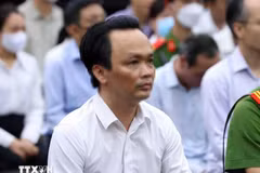 L’ancien président de FLC, Trinh Van Quyêt, lors de son procès de première instance. Photo : VNA