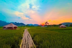 Jungle Boss Travelodge devient un endroit idéal pour admirer le coucher du soleil. Photos: NDEL