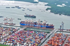 Vue aérienne de Cai Mep - Thi Vai, le plus grand cluster de ports en eau profonde du Vietnam. Photo: VTC