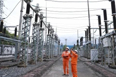 Une centrale électrique de 110 kV dans la province de Lai Châu. Le Vietnam prévoit d'importer entre 9.360 et 12.100 MW d'électricité du Laos et de Chine au cours des cinq prochaines années afin de répondre à la demande croissante liée à la croissance économique. Photo : VNA