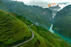 La septième édition du Hà Giang Discovery Marathon & Ultra Trail Hà Giang se déroulera du 3 au 5 avril sur les magnifiques parcours rocailleux et exigeants de la province de Tuyên Quang. Photos : Race Jungle