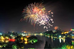 Le lac Hoàn Kiêm sera l'un des lieux de feu d'artifice à Hanoi le soir du 2 septembre. Photo: phunuvietnam.vn