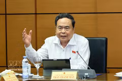Le président de l’Assemblée nationale, Trân Thanh Mân, s’exprime lors d’un débat en groupe sur le projet de loi amendée sur la vulgarisation et l’éducation juridiques, dans le cadre de la première session extraordinaire de la 16e législature, le 4 août. Photo : VNA
