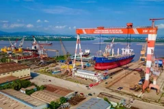 Avec une capacité de construction navale estimée à 3,5 millions de tonnes par an, le Vietnam pourrait jouer un rôle plus important sur le marché international. Photo: VietnamPlus