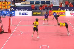 Après une victoire convaincante sur le Myanmar, l'équipe féminine de sepak takraw du Vietnam a atteint les sommets de la discipline. Photo: thethaovanhoa.vn