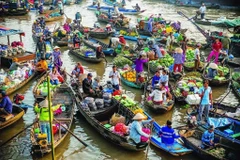 Can Tho est l'âme vibrante du delta du Mékong au Vietnam, un lieu où l'eau est omniprésente, des marchés flottants aux maisons sur pilotis, en passant par les bateaux de riz et les temples au bord du fleuve. Photo : Vietnam Travellog