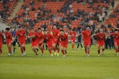 Le Onze national a triomphé, le 5 janvier 2024 en soirée dans le stade Rajamangala à Bangkok, 3-2 contre la Thaïlande en finale retour de la Coupe de l’ASEAN 2024, remportant ainsi son troisième titre dans l’histoire de cette compétition. Photo: VNA