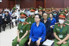 Truong My Lan et 21 accusés devant le Tribunal populaire supérieur de Hô Chi Minh-Ville. Photo: VNA