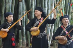 À Thai Hai, les enfants apprennent le Then dès 5-6 ans. Photo: Thai Nguyên TV