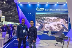 Lê Thai Hoa, conseiller commercial vietnamien en Israël, lors du salon UVID DroneTech 2025 consacré aux technologies de drones. Photo : VNA