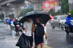 Hanoi devrait connaître des averses et des orages intermittents au cours des 10 prochains jours. Photo d'illustration: VNA