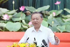 Le secrétaire général du Parti, Tô Lâm, s’exprime lors de la séance de travail, à Hô Chi Minh-Ville, le 18 juin. Photo : VNA