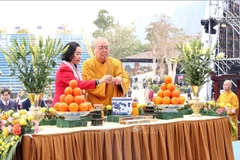 La vice-présidente de l’Assemblée nationale Nguyên Thi Thanh lors de la cérémonie d’ouverture du festival de la pagode Tam Chuc, dans la province de Hà Nam. Photo: VNA