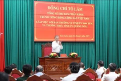 Le secrétaire général Tô Lâm exhorte la nouvelle province de Quang Ngai à réaliser une percée en matière de développement. Photo: VNA