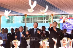 Le Parti du peuple cambodgien célèbre son 74e anniversaire, à Phnom Penh, le 28 juin. Photo : VNA