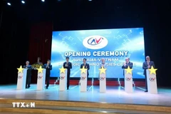 Le Centre technologique stratégique Australie-Vietnam (AVSTC) fait ses débuts à Hanoi, le 11 juin. Photo : VNA