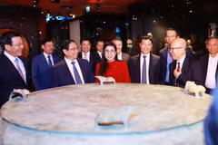 Le Premier ministre vietnamien Pham Minh Chinh au musée du Quai Branly-Jacques Chirac, à Paris, le 11 juin. Photo : VNA