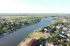 Le site historique du port militaire de Dông Hà sur la rive sud de la rivière Hiêu, en aval du pont Dông Hà. Photo: baodautu.vn