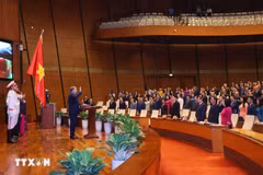 Le secrétaire général du Parti, Tô Lâm, prête serment comme nouveau président du pays, le 7 avril 2026 à Hanoi. Photo : VNA