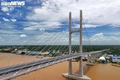 Le pont Rach Miêu 2 relie Dông Thap et Vinh Long. Photo: VTC News