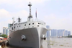 Le navire HMNZS Aotearoa accoste au port international de Nhà Rông-Khanh Hôi, à Hô Chi Minh-Ville. Photo : VNA