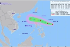 Une dépression tropicale se développe au-dessus des eaux à l'est de Luzon et devrait s'intensifier d'ici deux jours. Photo : NCHMF