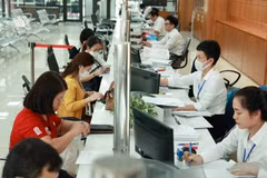La conclusion n° 205-KL/TW énonce le mécanisme de mise en œuvre du recrutement spécial sans examen des fonctionnaires et des employés du secteur public. Photo d'illustration: laodong.vn