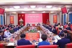 Vue de la première réunion du Conseil central de la théorie, à Hanoi, le 17 mars Photo : VNA