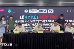 Cérémonie de signature de l’accord à Hanoi, le 10 juillet. Photo : VNA
