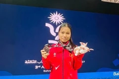 L’haltérophile Y Liên ajoute l’argent au bronze aux Jeux asiatiques de la jeunesse 2025. Photo : BHL