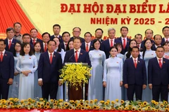 Le secrétaire du Comité du Parti de la province de Dông Nai, Vu Hông Van, s’exprime lors du premier congrès du Comité du Parti de la province de Dông Nai (Sud) pour le mandat 2025-2030. Photo : VNA