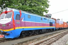 Un train de marchandises Vietnam – Chine. Photo : VNA