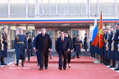 Cérémonie d'adieu du Premier ministre Pham Minh Chinh à l'aéroport international Vnukovo 2, à Moscou. Photo: VNA