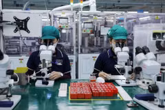 Les produits électroniques, ordinateurs et composants, sont en tête des exportations. Photo: VNA
