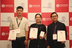 Trois médecins vietnamiens ont été nominés. Photo: SKDS