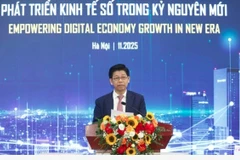 Pham Van Hoành, rédacteur en chef du journal Tài chinh – Dâu tu (Finance – Investment) lors de l’événement, à Hanoi, le 25 novembre. Photo : baodautu.vn