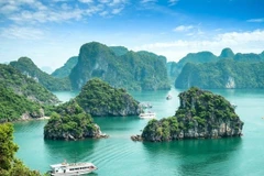 La baie de Ha Long a été reconnue à deux reprises par l'UNESCO comme site du patrimoine mondial naturel. Photo : vntrip.com