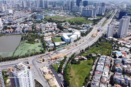 Hô Chi Minh-Ville délivrera désormais les certificats d’enregistrement d’investissement en seulement 15 jours ouvrables. Photo: VNA