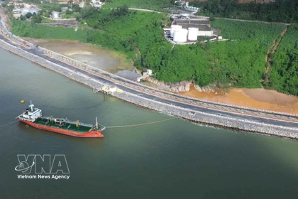 La construction du port de Lien Chieu est accélérée pour une mise en opération rapide. Photo: VNA