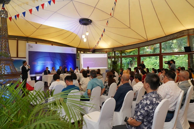La conférence de presse pour faire le point sur le projet "Partager et protéger les patrimoines du Vietnam". Photo: VietnamPlus 2.jpg